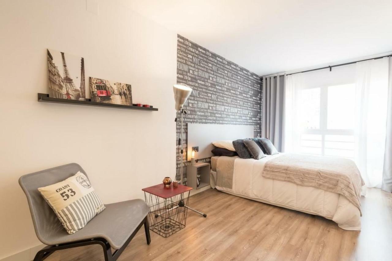 Malaga Beach Apartment Exterior foto
